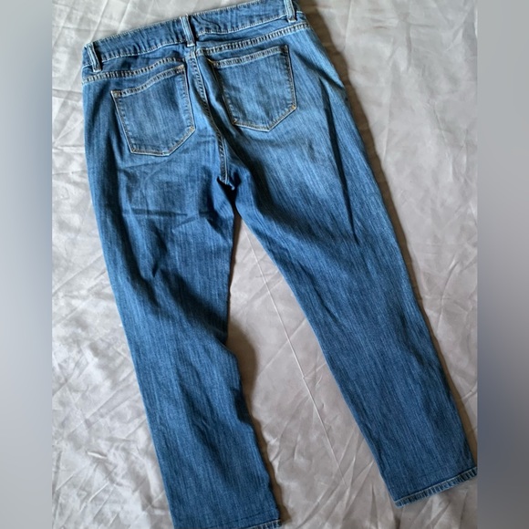 Apt 9 Distressed Modern Boyfriend Jeans | Size 6 | Cuffed - Picture 3 of 11